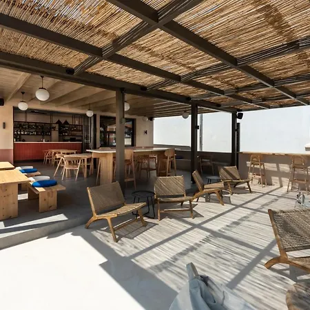 Estival Concept Ξενοδοχείο *